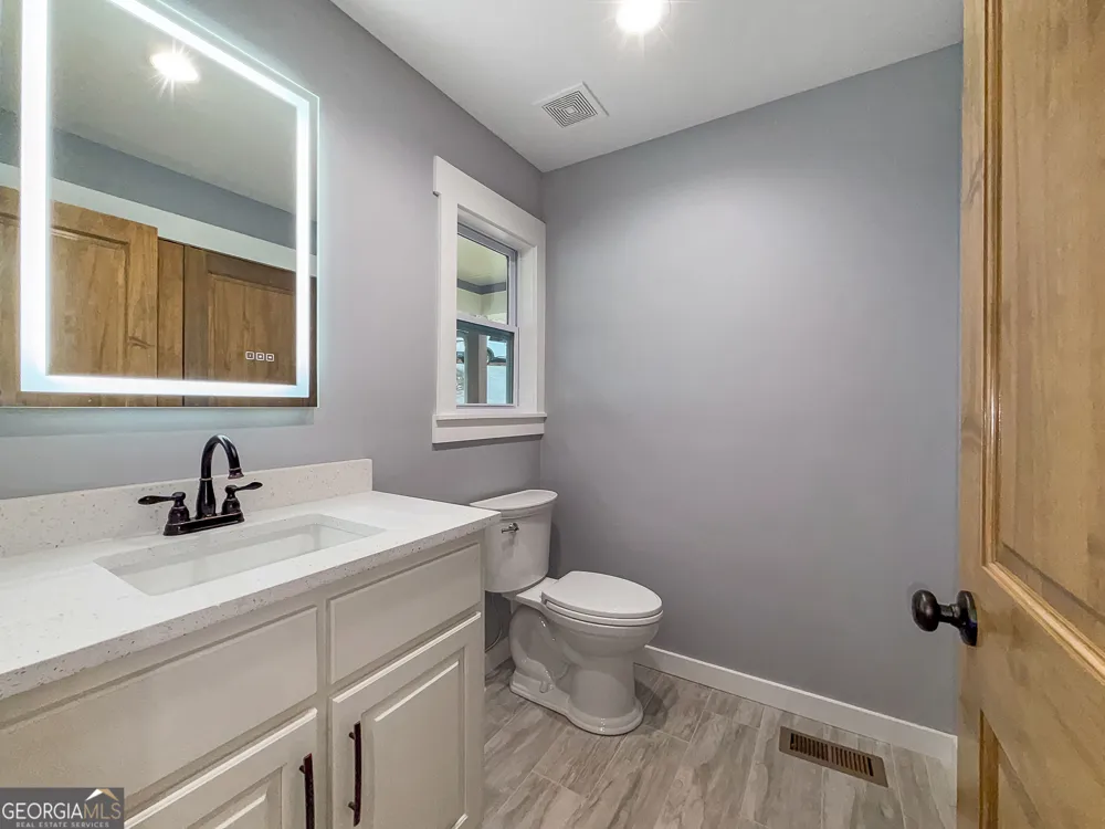105 Riveredge DR Ellijay, GA 30536