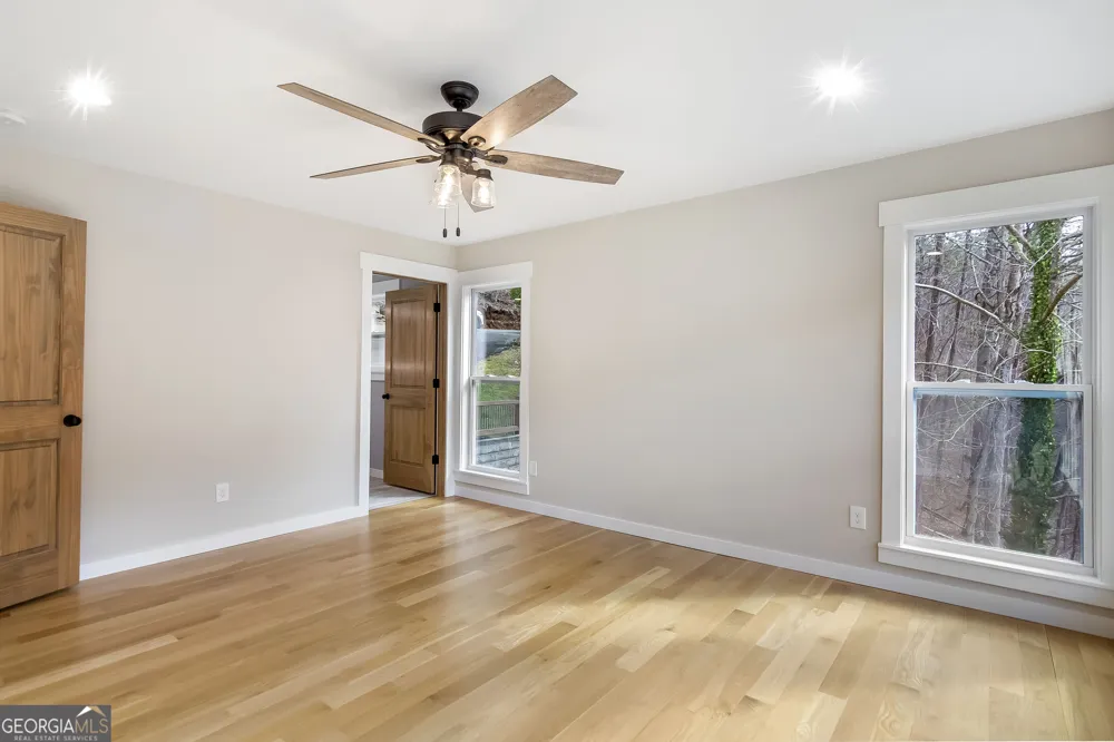 105 Riveredge DR Ellijay, GA 30536