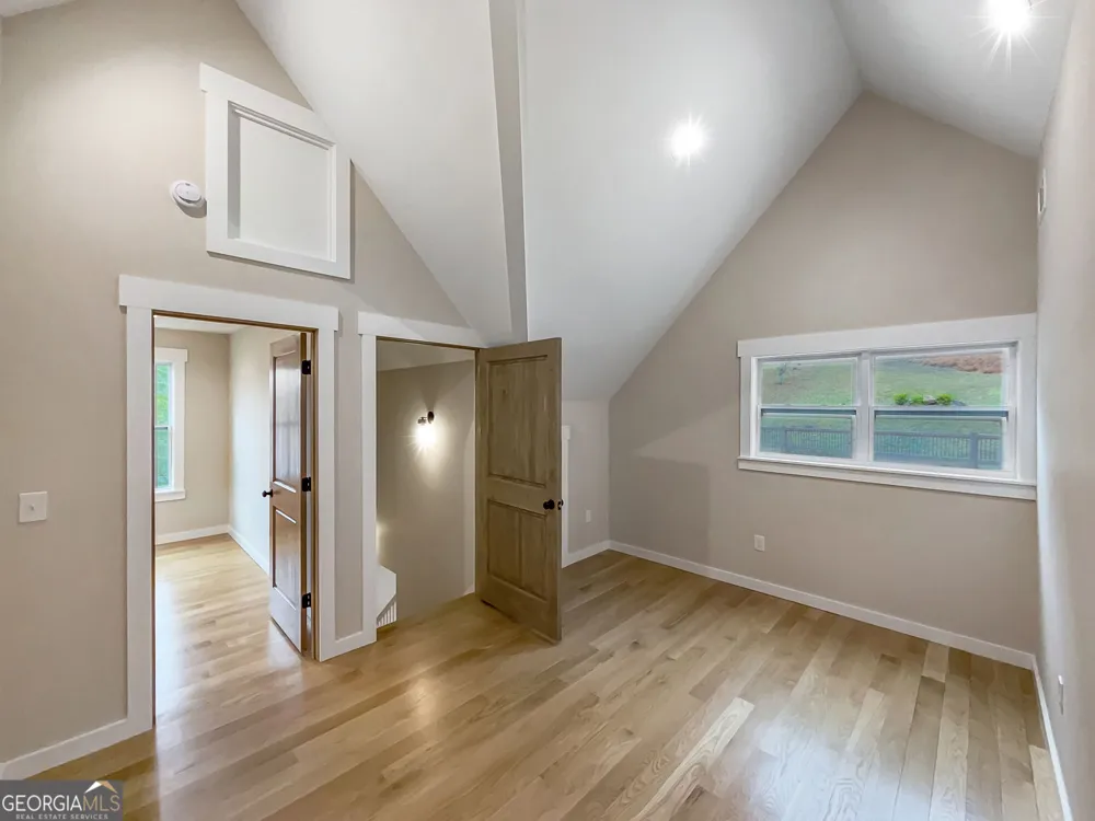 105 Riveredge DR Ellijay, GA 30536