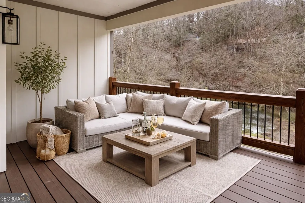 105 Riveredge DR Ellijay, GA 30536