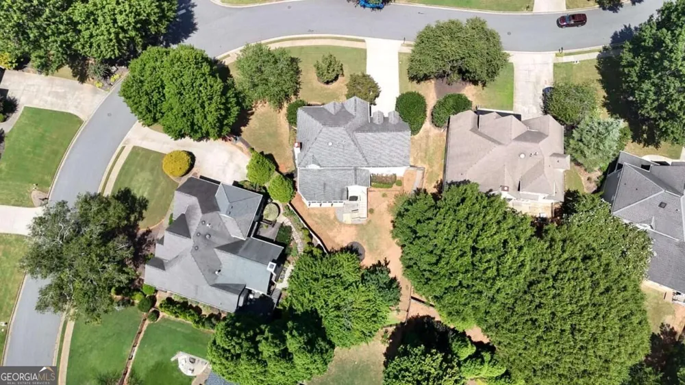 625 Windwalk DR Roswell, GA 30076