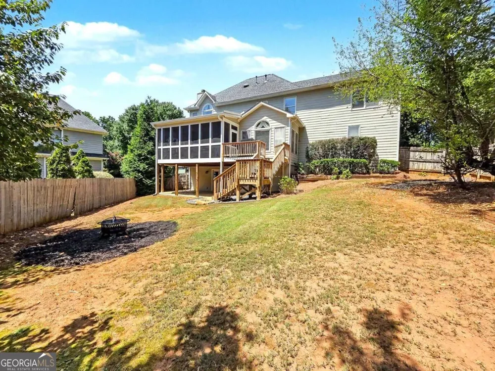 625 Windwalk DR Roswell, GA 30076