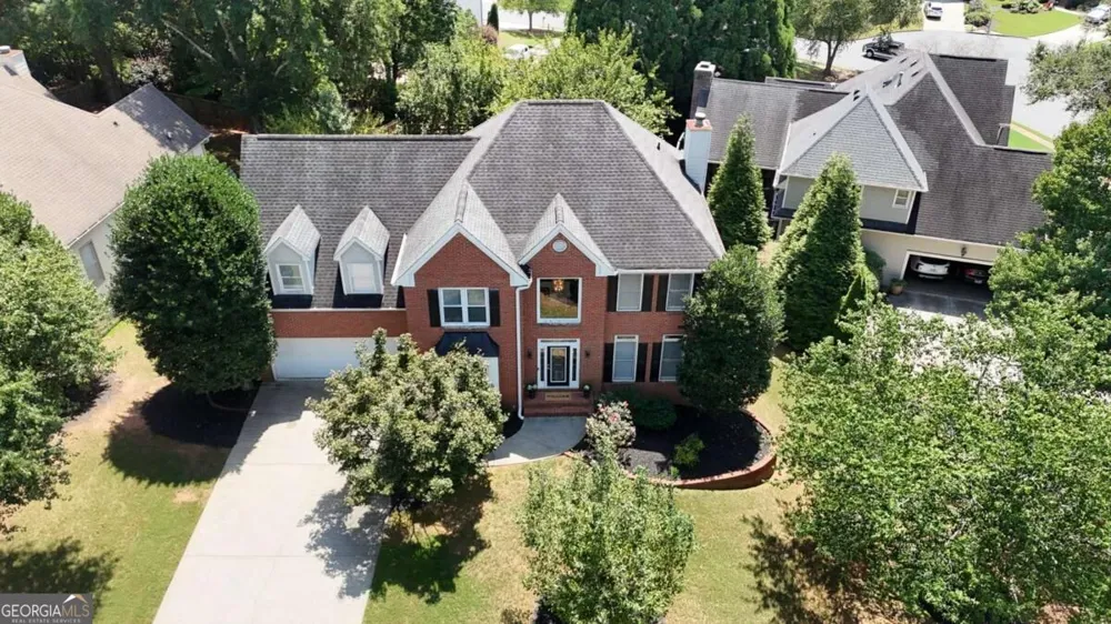 625 Windwalk DR Roswell, GA 30076