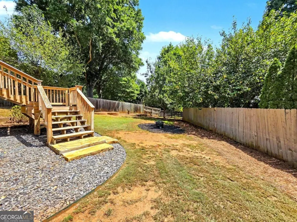 625 Windwalk DR Roswell, GA 30076