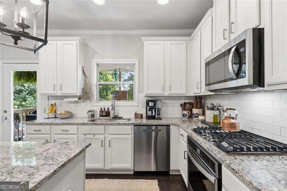 6220 Providence Lake DR Gainesville, GA 30506