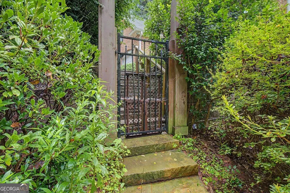 901 Denmeade WALK SW Marietta, GA 30064