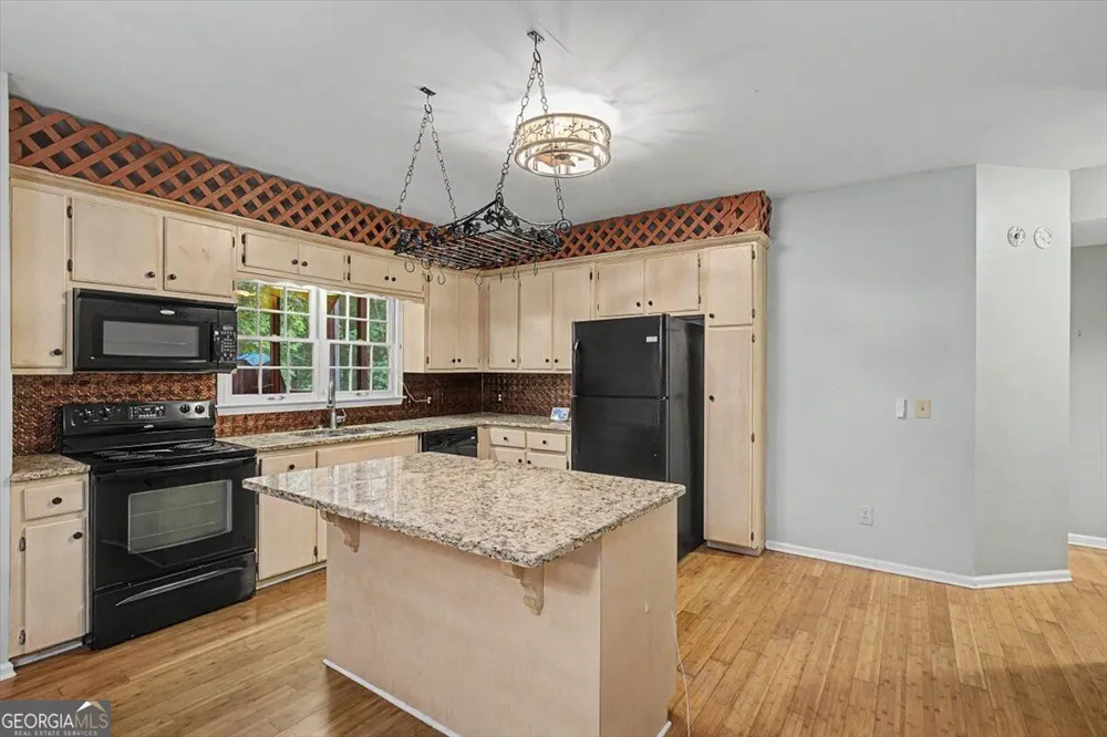 901 Denmeade WALK SW Marietta, GA 30064