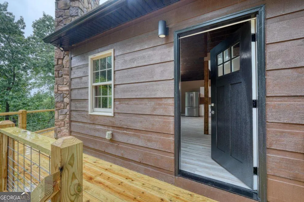 125 Big Foot LN Blairsville, GA 30512