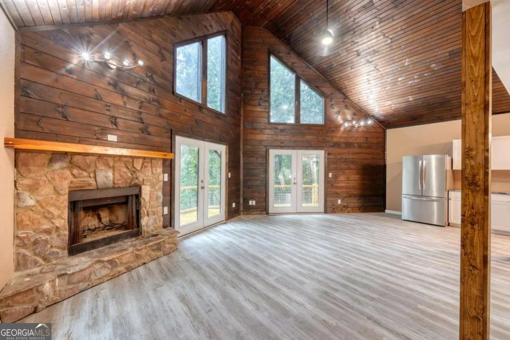 125 Big Foot LN Blairsville, GA 30512