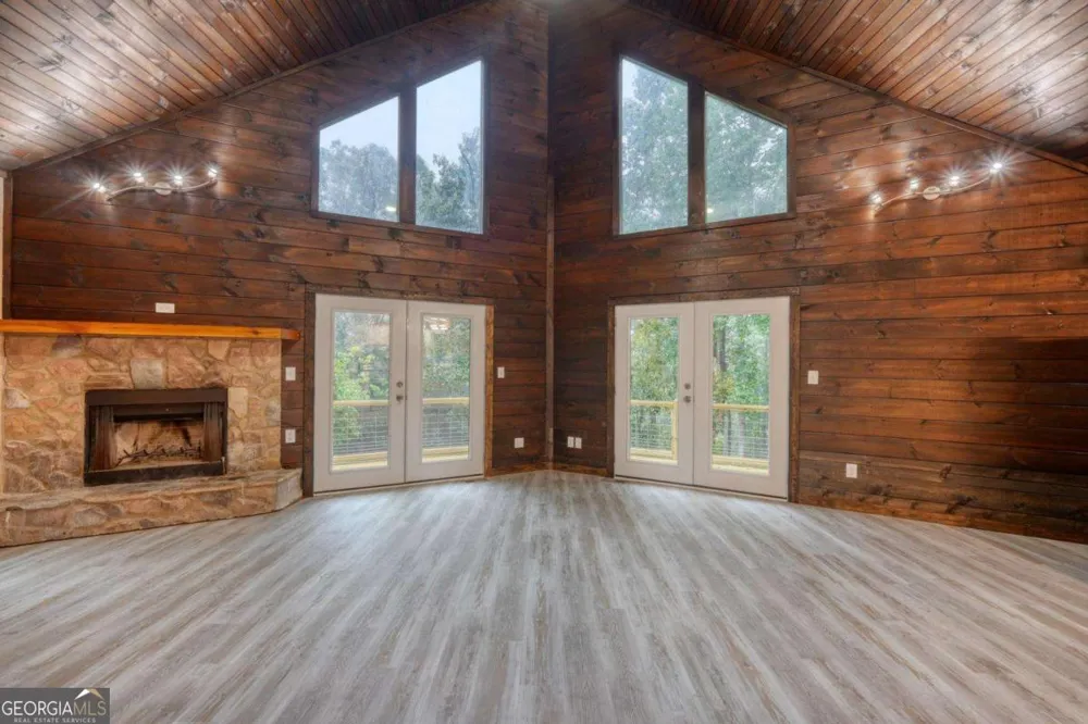 125 Big Foot LN Blairsville, GA 30512