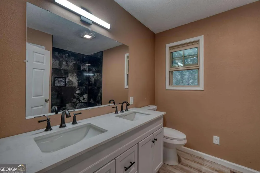 125 Big Foot LN Blairsville, GA 30512