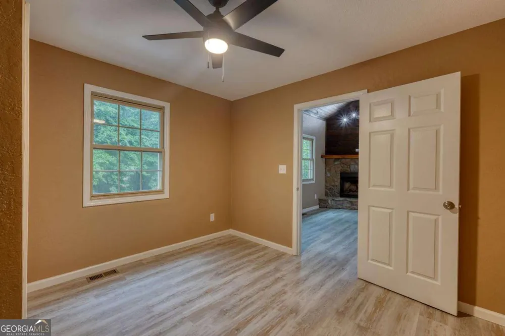 125 Big Foot LN Blairsville, GA 30512