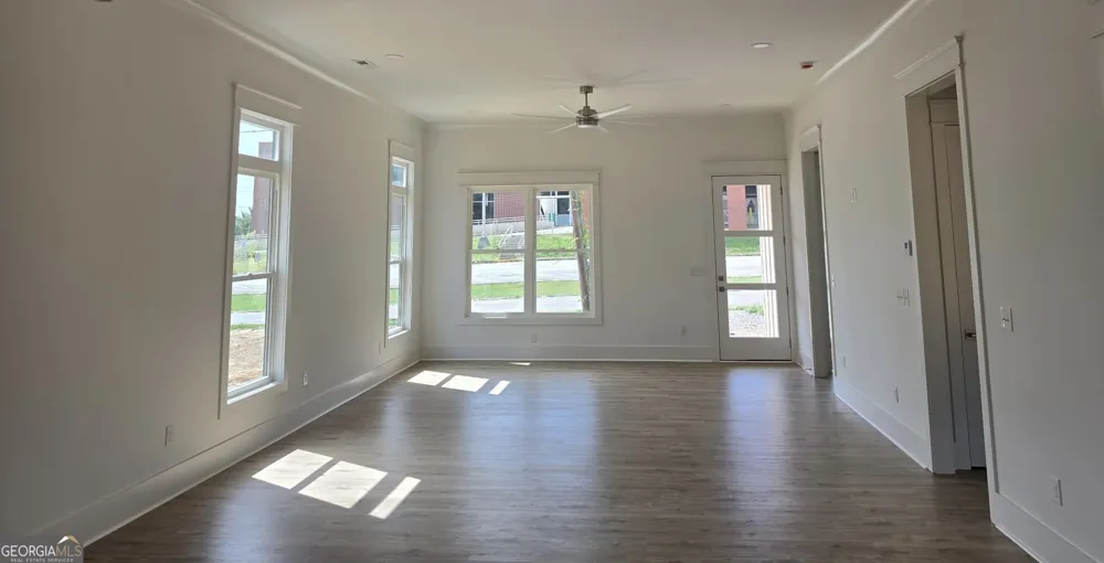 316 Thomas RD Fort Oglethorpe, GA 30742