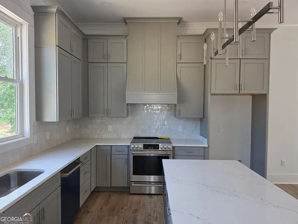 316 Thomas RD Fort Oglethorpe, GA 30742