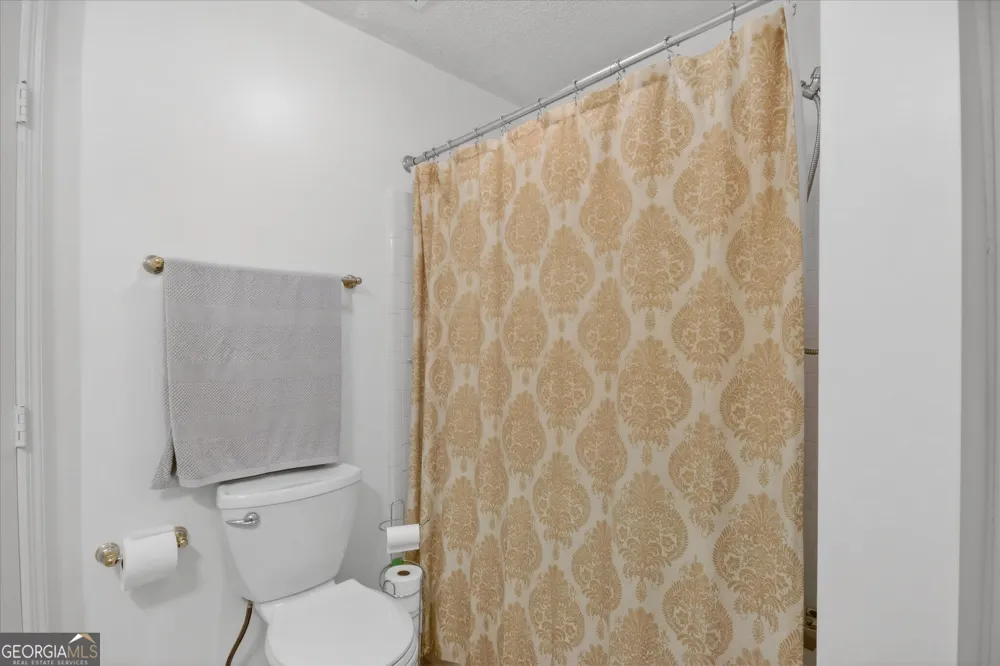 111 N Sheftall CIR Savannah, GA 31410