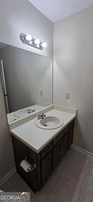 132 Johnson DR Canton, GA 30115