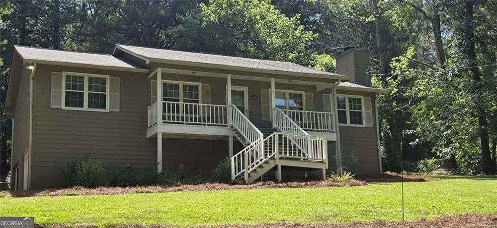 132 Johnson DR Canton, GA 30115