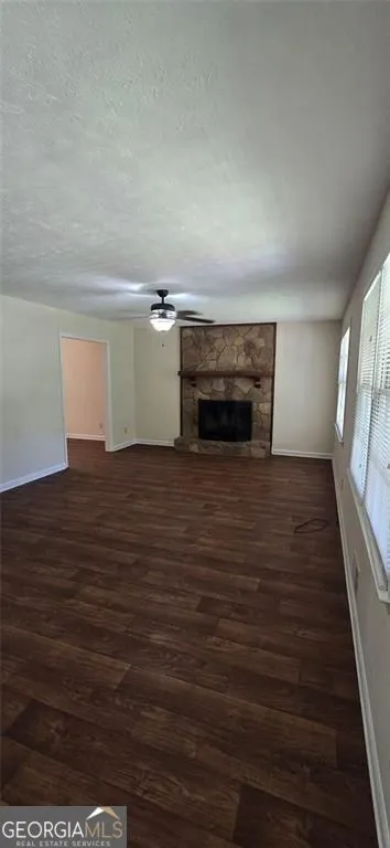 132 Johnson DR Canton, GA 30115