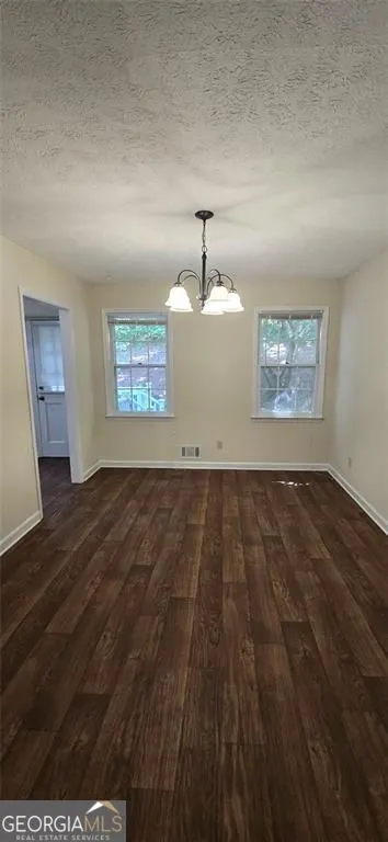 132 Johnson DR Canton, GA 30115