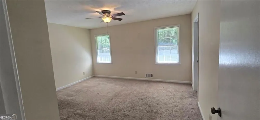 132 Johnson DR Canton, GA 30115