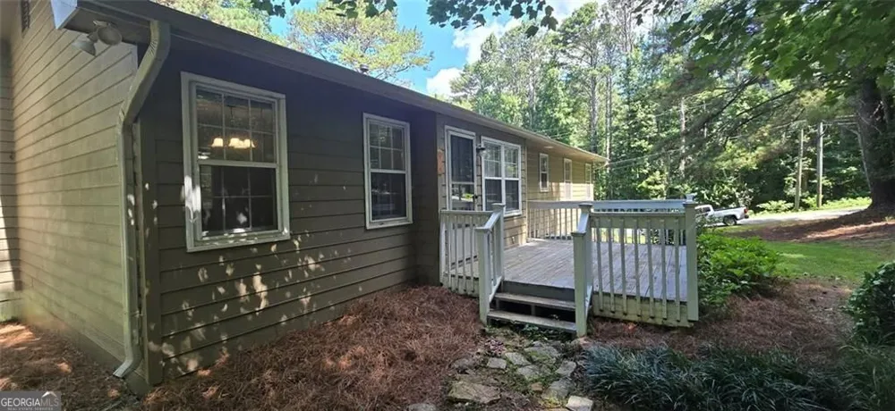 132 Johnson DR Canton, GA 30115