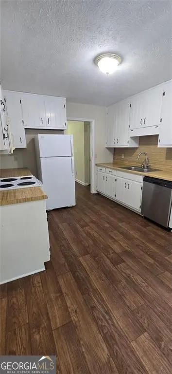 132 Johnson DR Canton, GA 30115