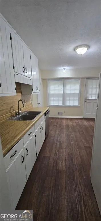 132 Johnson DR Canton, GA 30115