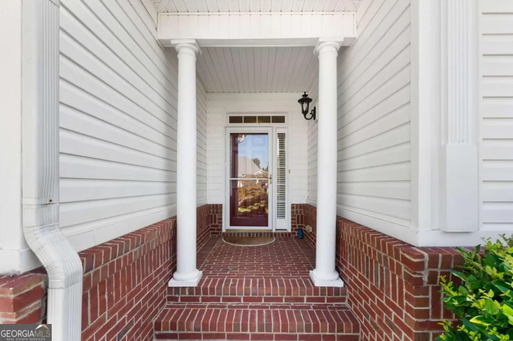110 Scenic Hills DR Newnan, GA 30265