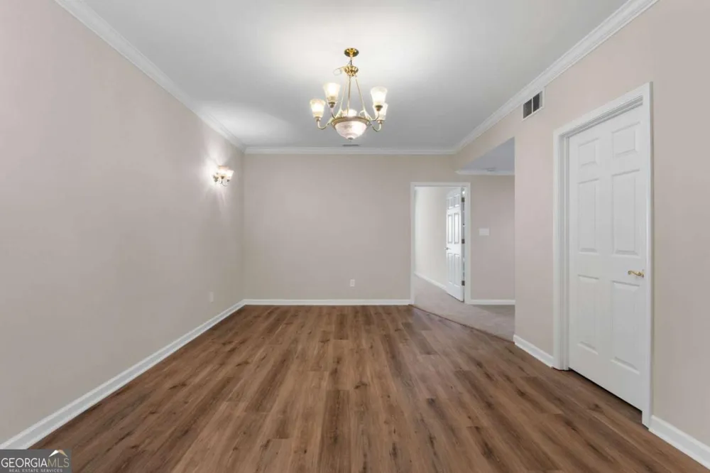 110 Scenic Hills DR Newnan, GA 30265