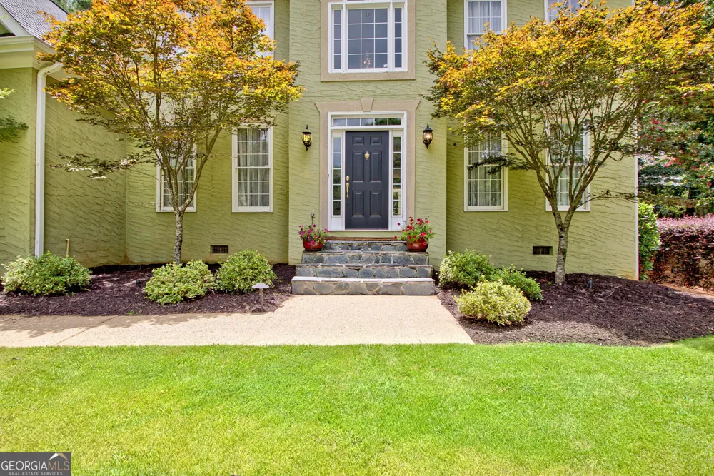 105 Arlington Tr Fayetteville, GA 30215