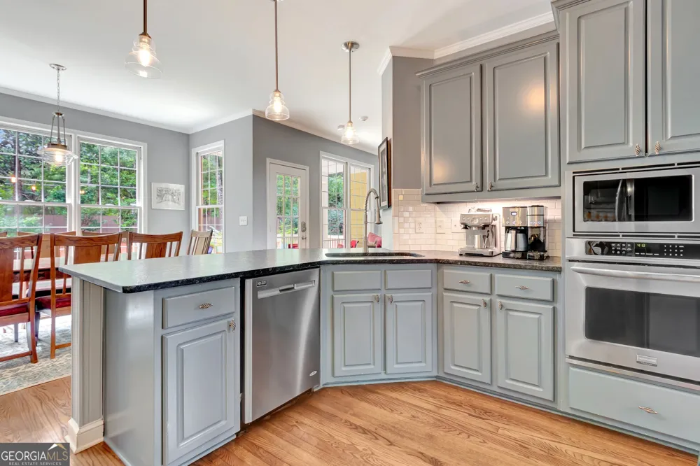 105 Arlington Tr Fayetteville, GA 30215