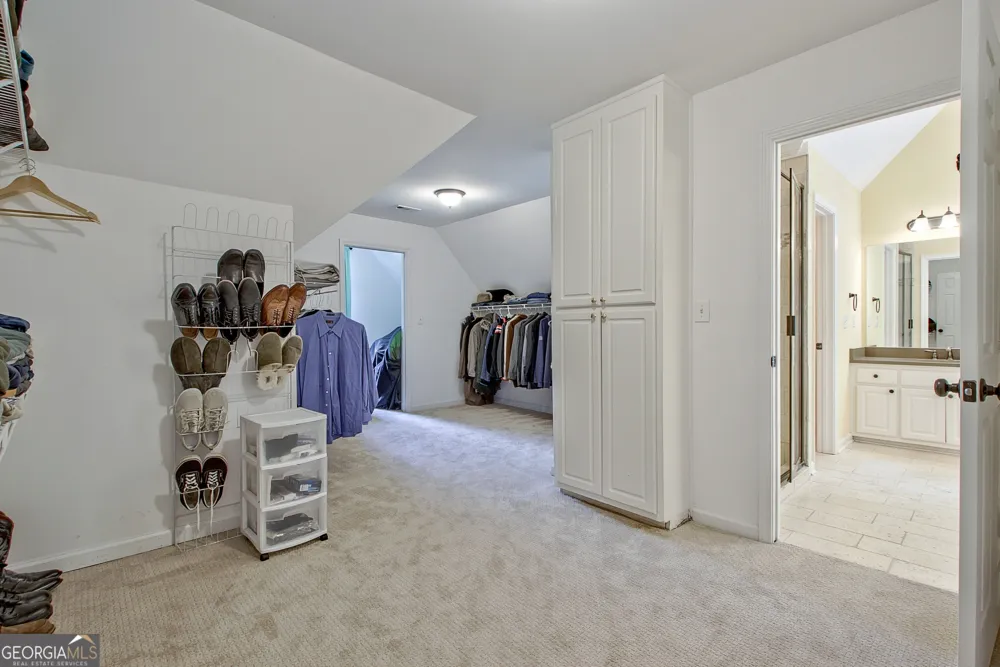105 Arlington Tr Fayetteville, GA 30215