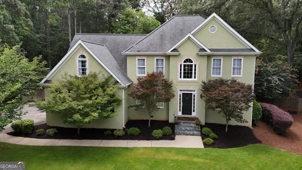 105 Arlington Tr Fayetteville, GA 30215