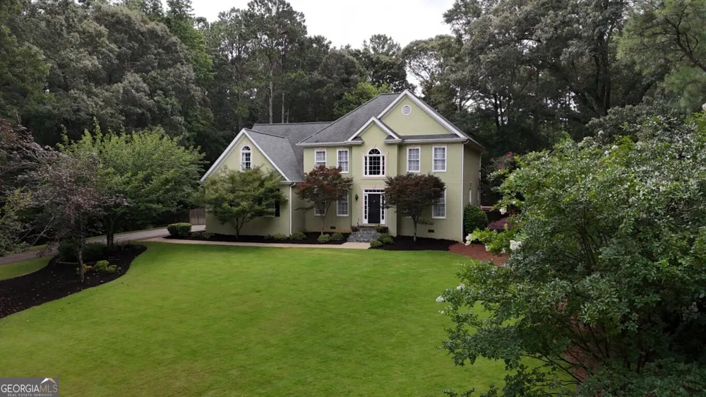 105 Arlington Tr Fayetteville, GA 30215