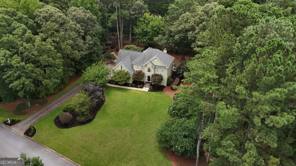 105 Arlington Tr Fayetteville, GA 30215