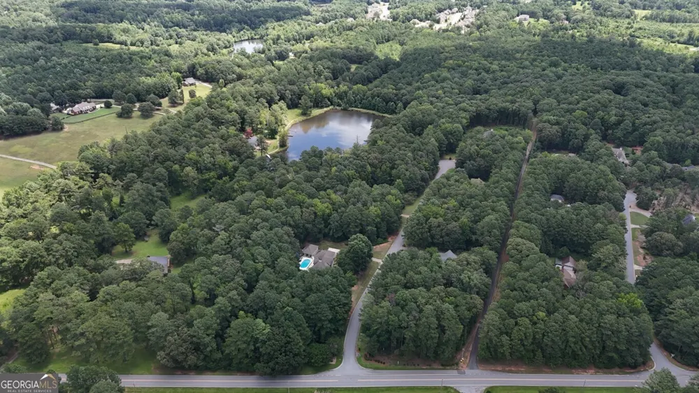 105 Arlington Tr Fayetteville, GA 30215
