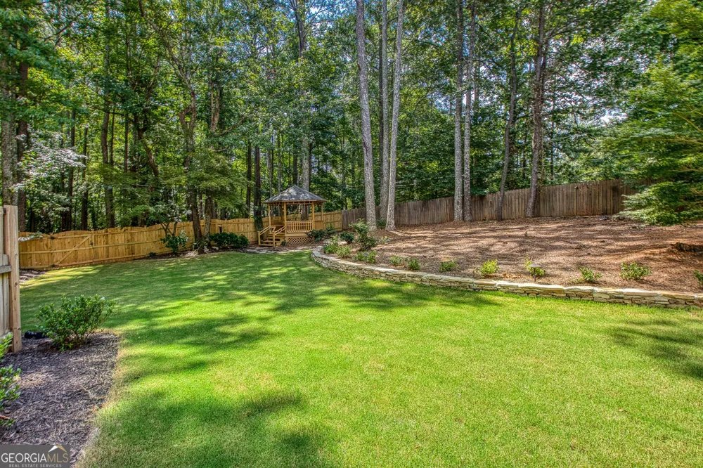 105 Arlington Tr Fayetteville, GA 30215