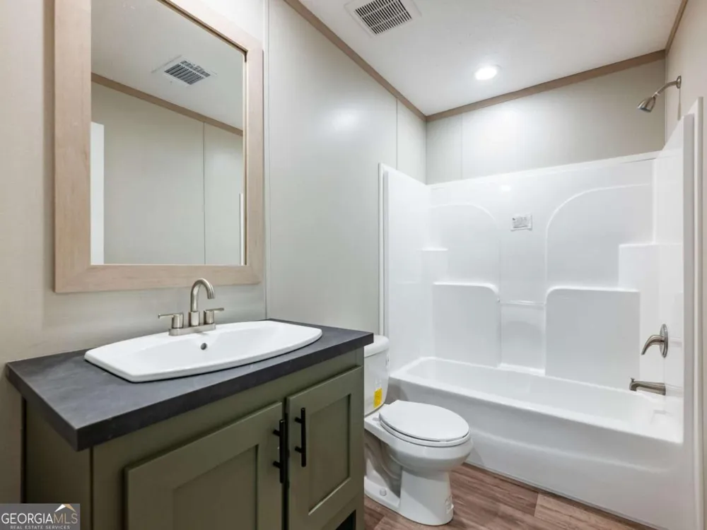 89 Upland DR Maysville, GA 30558