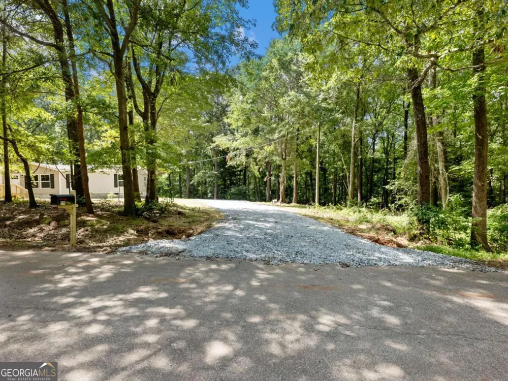 89 Upland DR Maysville, GA 30558