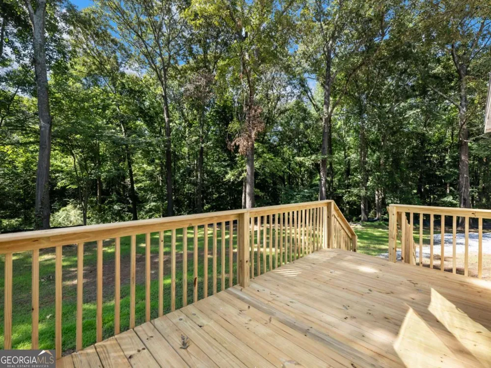 89 Upland DR Maysville, GA 30558