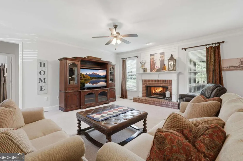 6107 Stillwater PL Flowery Branch, GA 30542