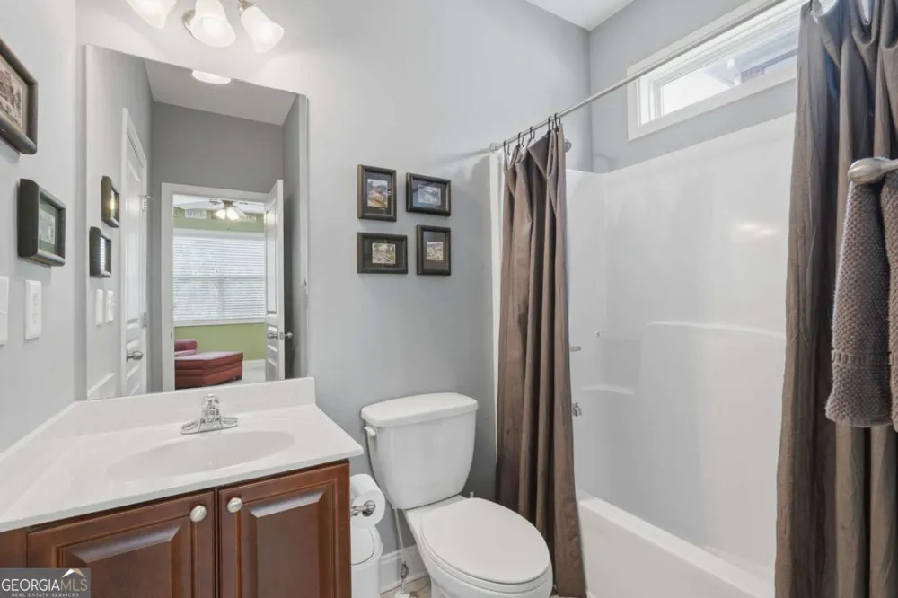 6107 Stillwater PL Flowery Branch, GA 30542