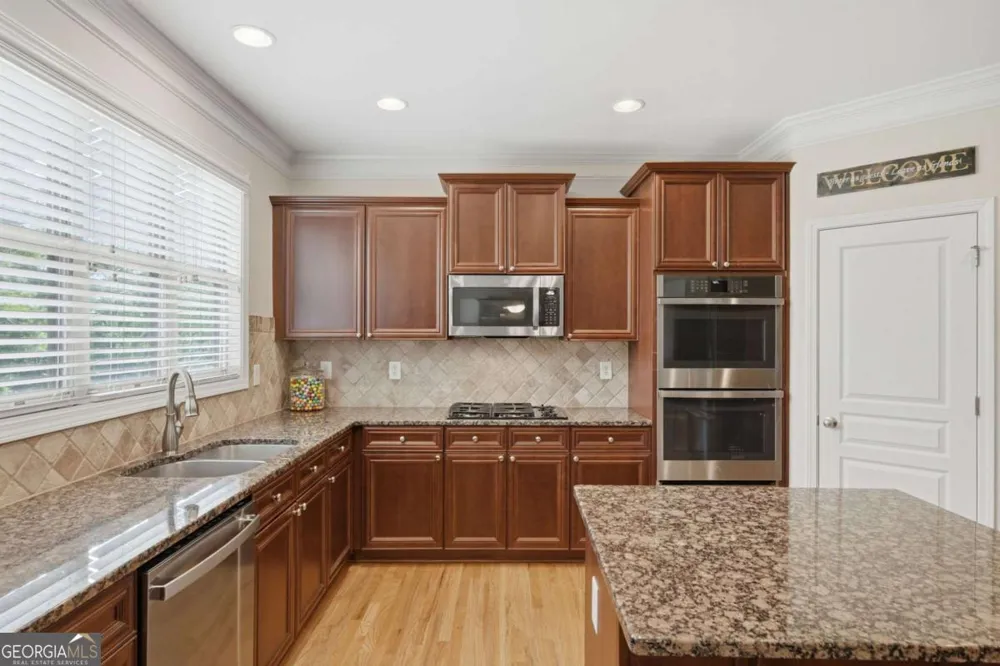 6107 Stillwater PL Flowery Branch, GA 30542