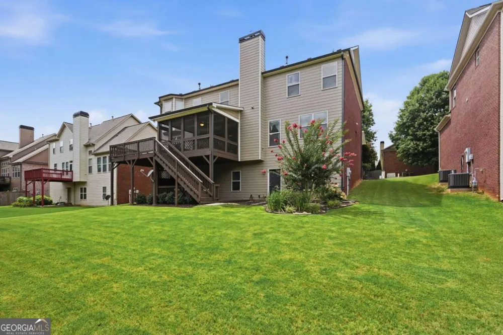 6107 Stillwater PL Flowery Branch, GA 30542