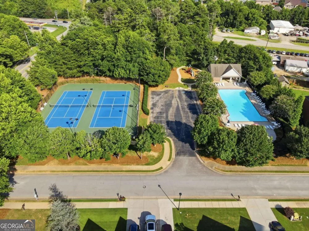 6107 Stillwater PL Flowery Branch, GA 30542