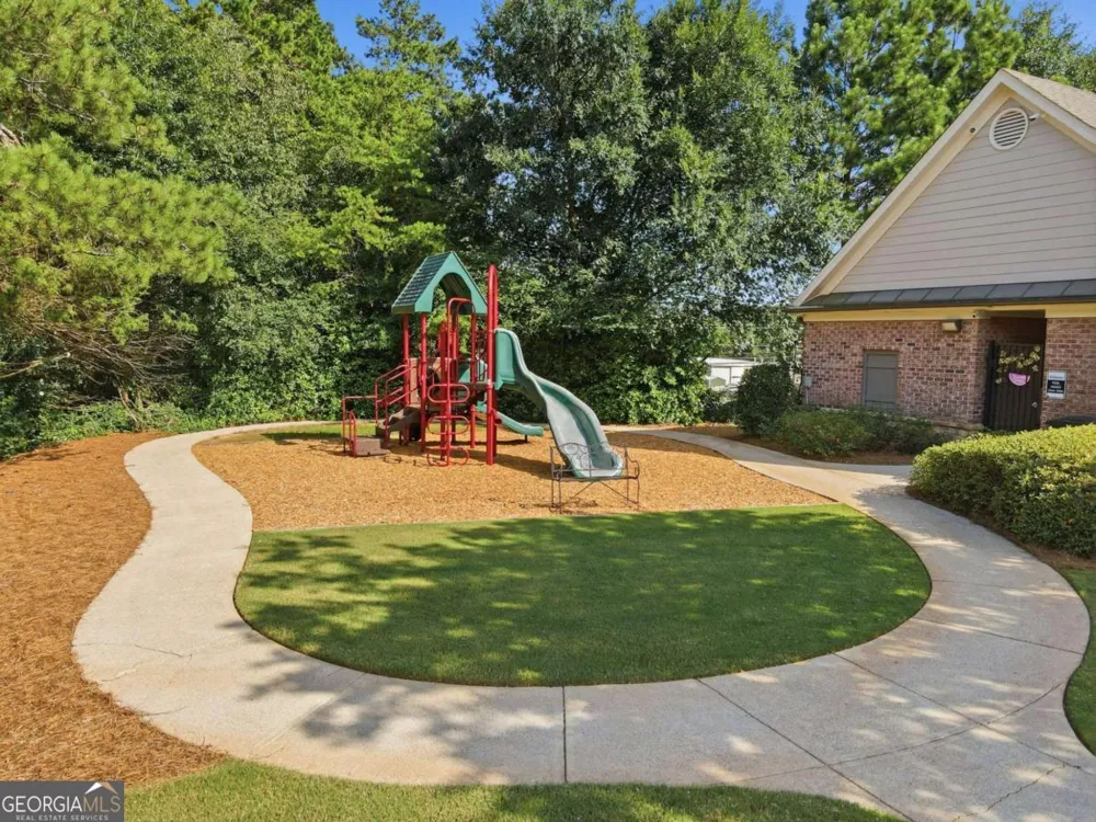 6107 Stillwater PL Flowery Branch, GA 30542