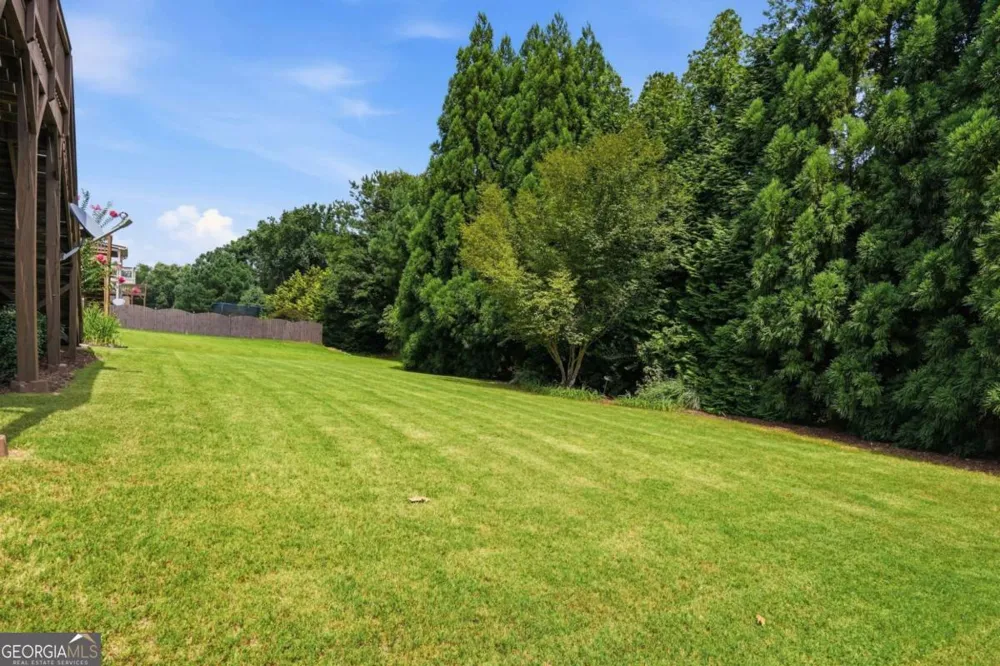 6107 Stillwater PL Flowery Branch, GA 30542
