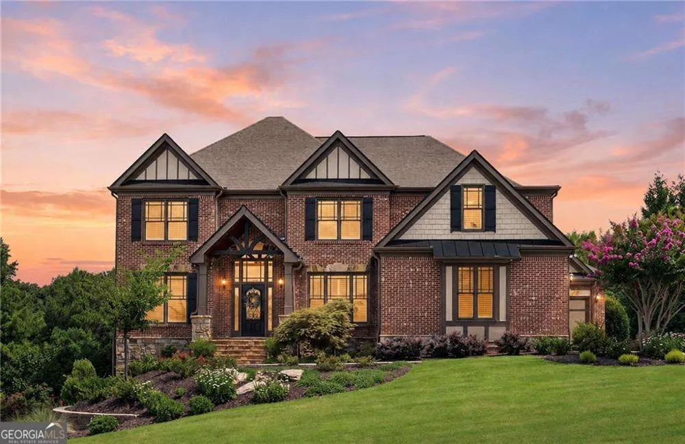 4526 Meadowland WAY Flowery Branch, GA 30542