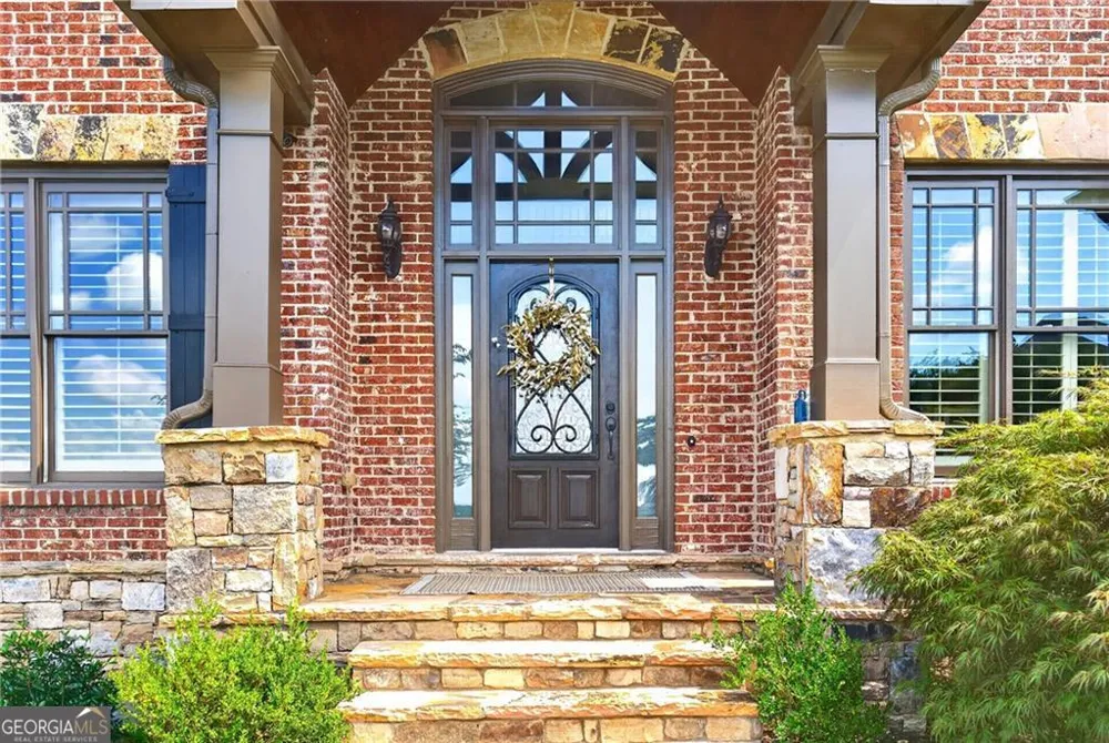 4526 Meadowland WAY Flowery Branch, GA 30542