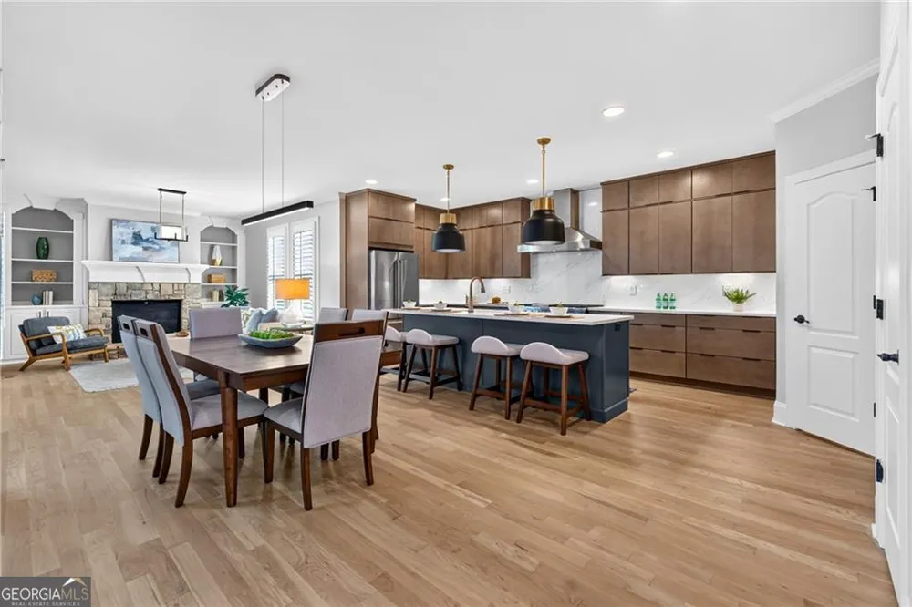 4526 Meadowland WAY Flowery Branch, GA 30542